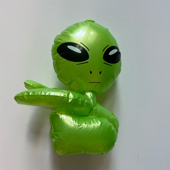 Inflatable Alien Childrens Toy - Picture 1 of 3